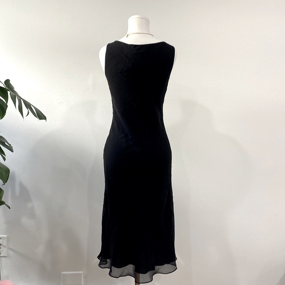 BCBG Max Azria Silk Chiffon Sleeveless Knee Lenght Dress - Picture 4 of 8